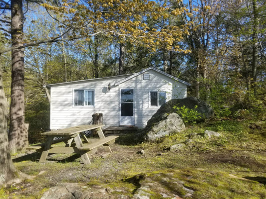 Pine Cottage on Cranberry Lake